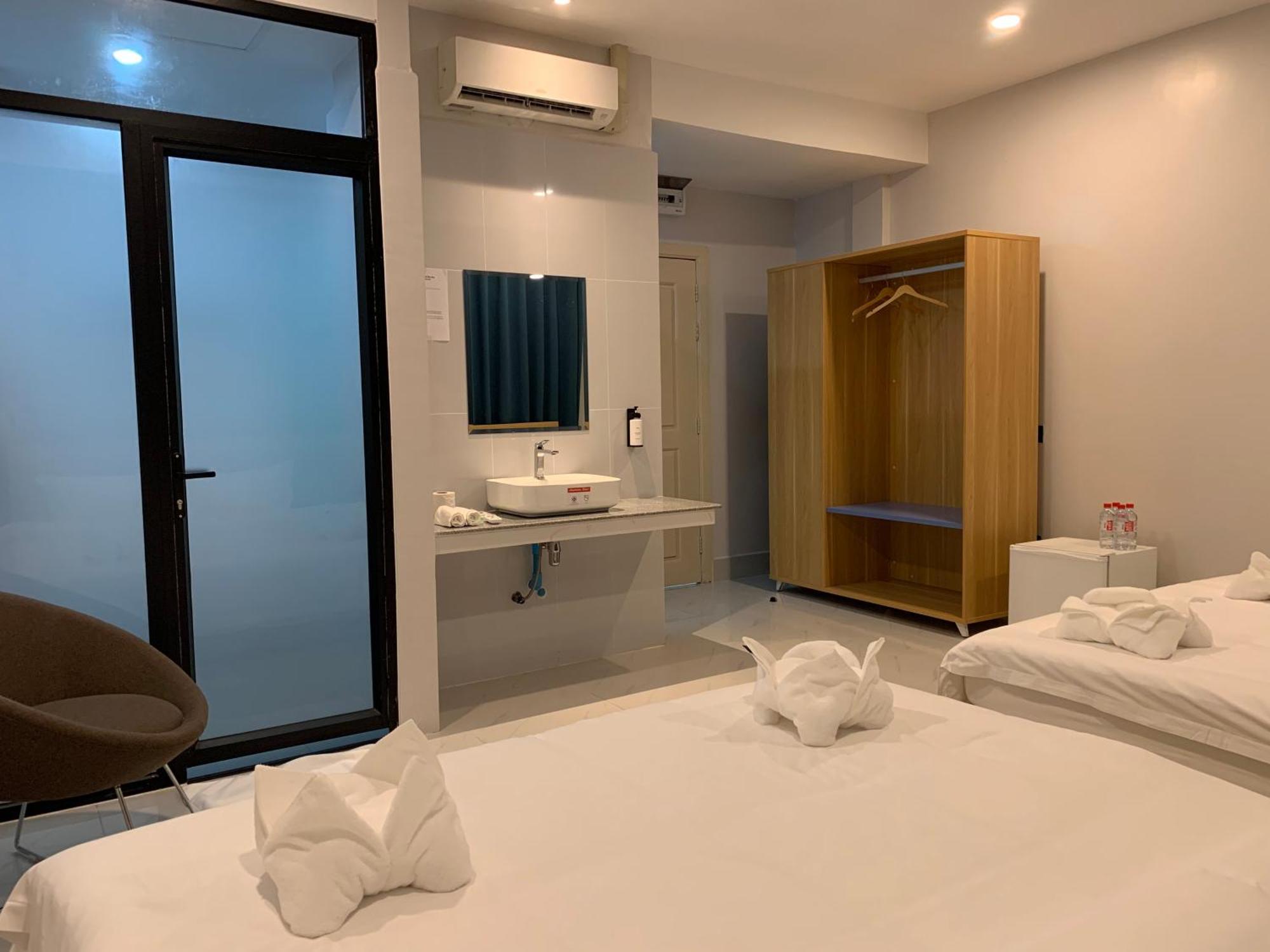 Nico'S Hotel And Skybar シェムリアップ エクステリア 写真