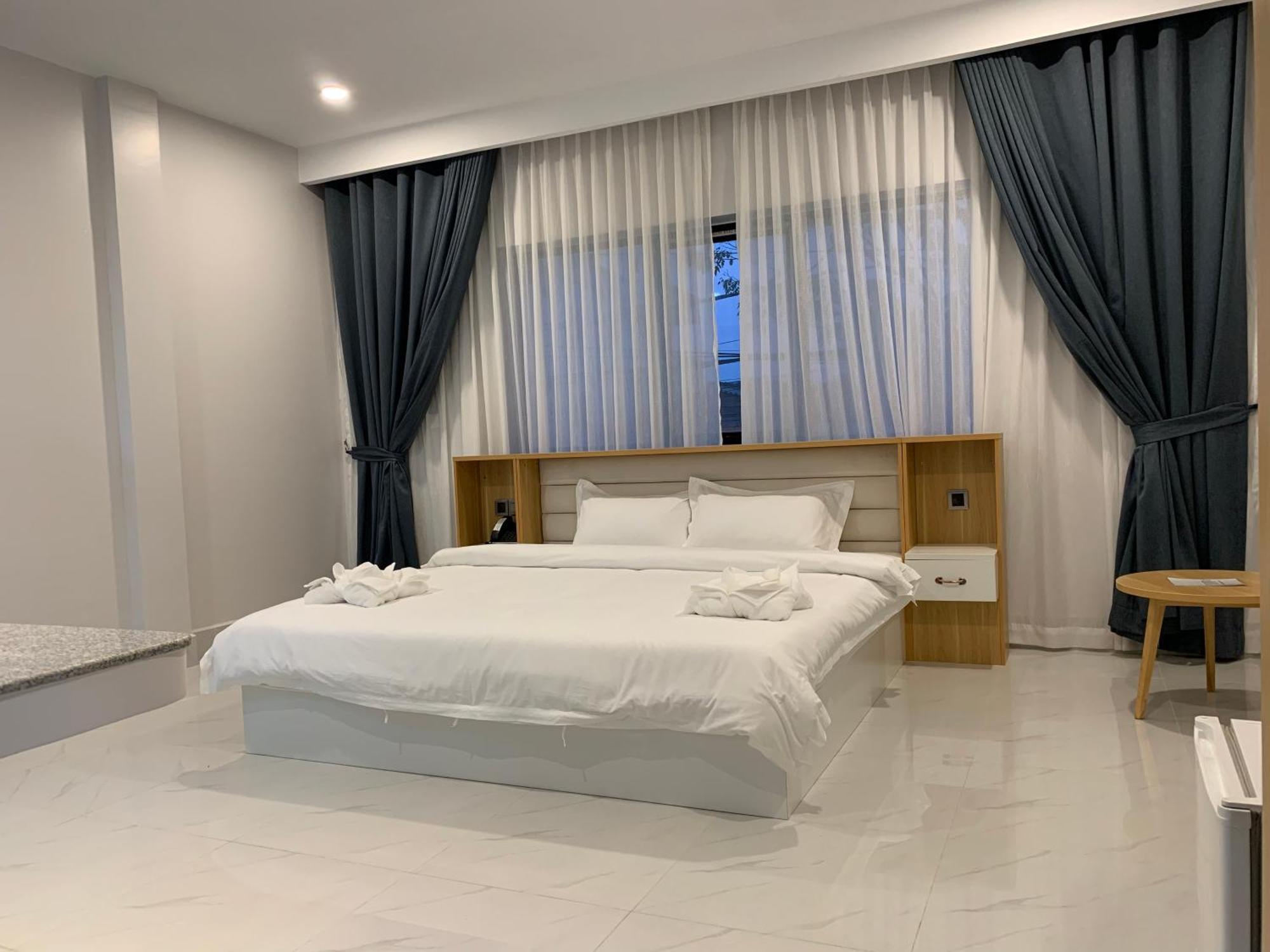 Nico'S Hotel And Skybar シェムリアップ エクステリア 写真