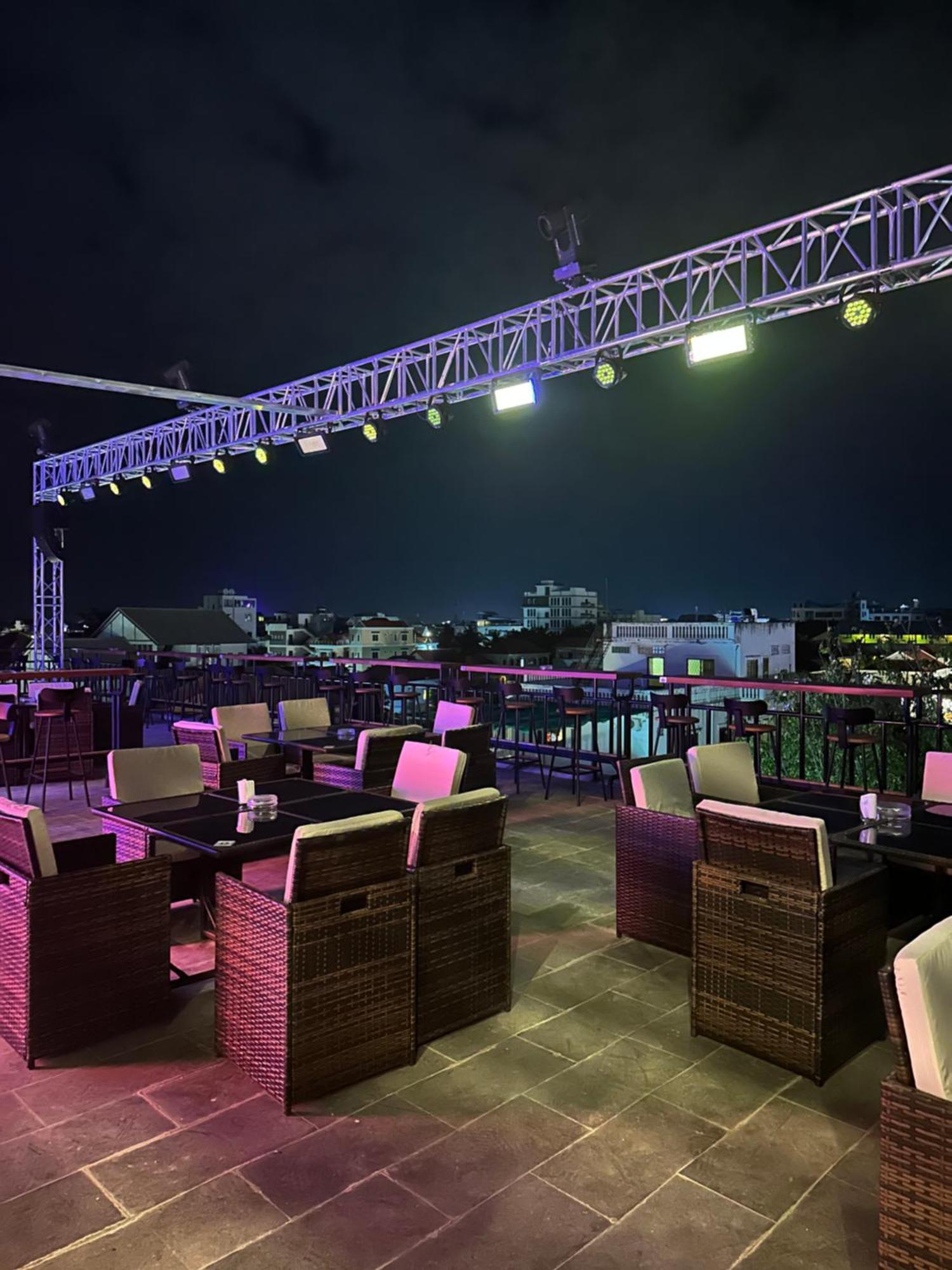 Nico'S Hotel And Skybar シェムリアップ エクステリア 写真