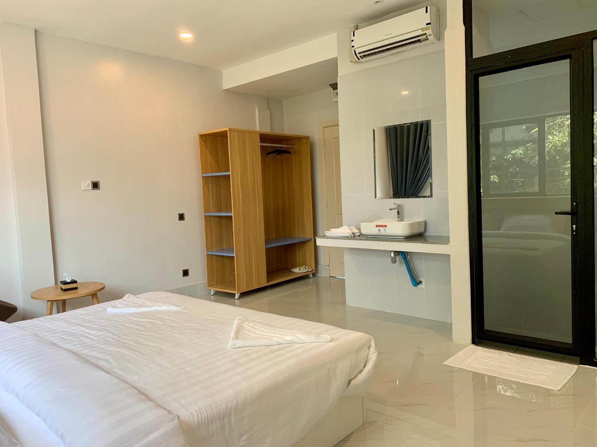 Nico'S Hotel And Skybar シェムリアップ エクステリア 写真