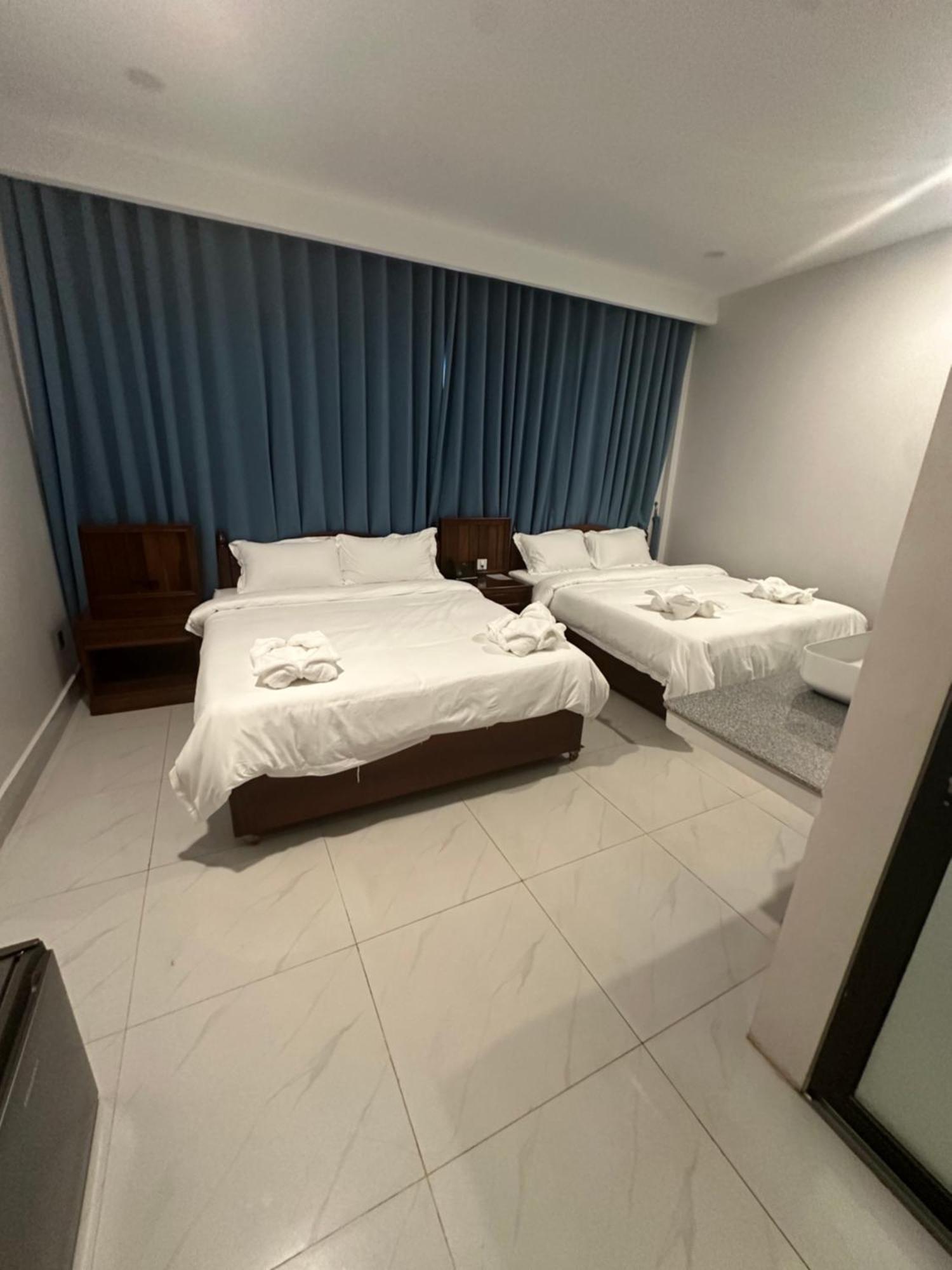 Nico'S Hotel And Skybar シェムリアップ エクステリア 写真